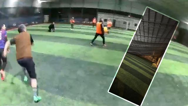 Sahadaki herkes korkudan bir anda depara kalktı! Ürküten görüntü