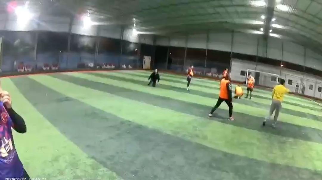 Sahadaki herkes korkudan bir anda depara kalktı! &Uuml;rk&uuml;ten g&ouml;r&uuml;nt&uuml; 2