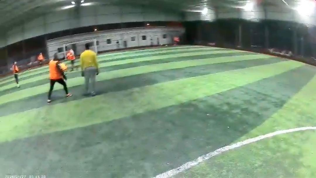 Sahadaki herkes korkudan bir anda depara kalktı! &Uuml;rk&uuml;ten g&ouml;r&uuml;nt&uuml; 6