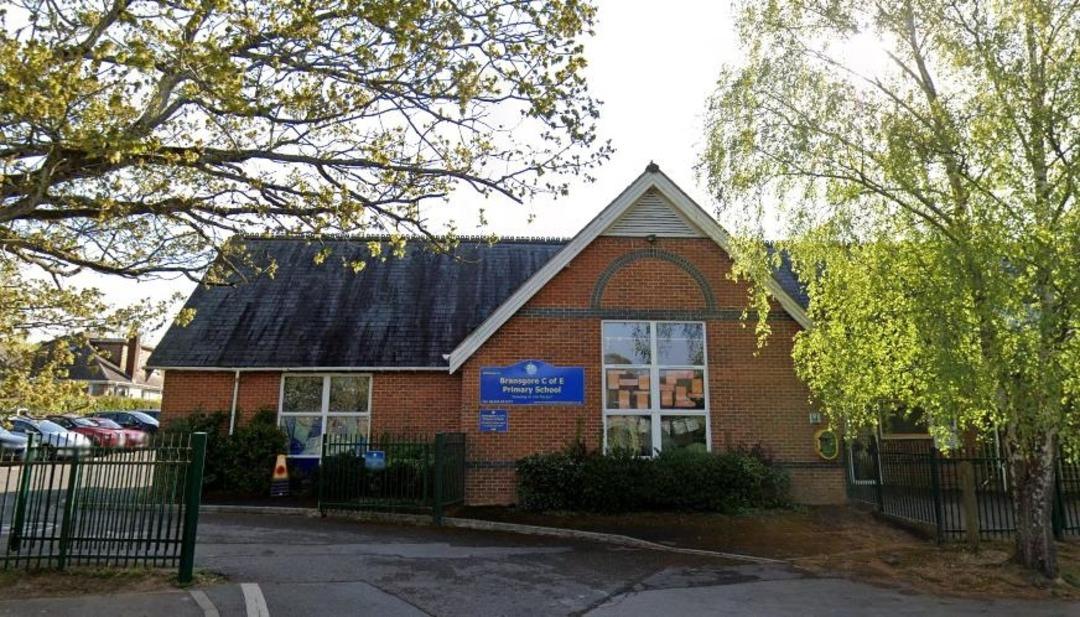 Fetiş sitesinde mesajları ortaya &ccedil;ıktı! Meslekten atıldı... 2