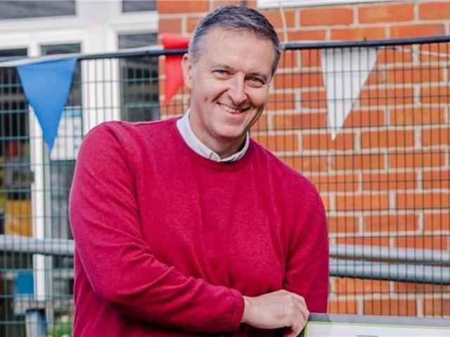 Fetiş sitesinde mesajları ortaya &ccedil;ıktı! Meslekten atıldı...