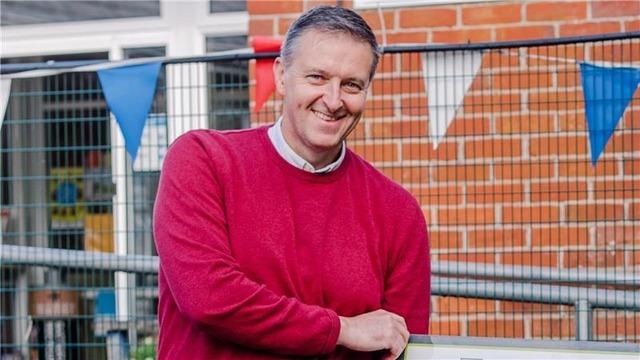 Fetiş sitesinde mesajları ortaya çıktı! Meslekten atıldı...