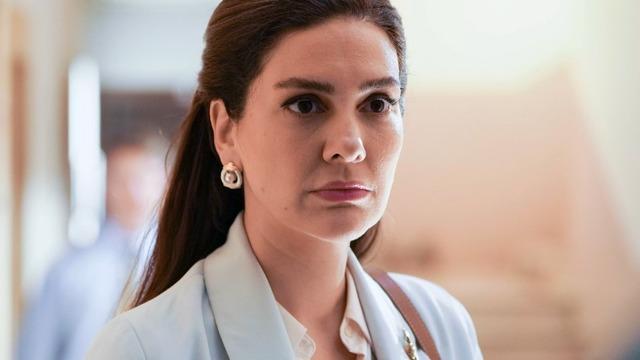 Bergüzar Korel 20 kilo vererek iğne ipliğe döndü! 'Zayıflama iğnesi' iddialarına jet yanıt 