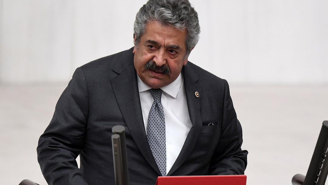 Aziz İhsan Aktaş ın korumaları etten duvar &ouml;rd&uuml;! MHP den dikkat &ccedil;eken &ccedil;ıkış: "Keşke duruşmalar canlı yayınlanabilseydi" 4