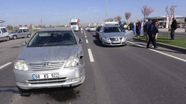 Aksaray’da 4 araçlık zincirleme kaza