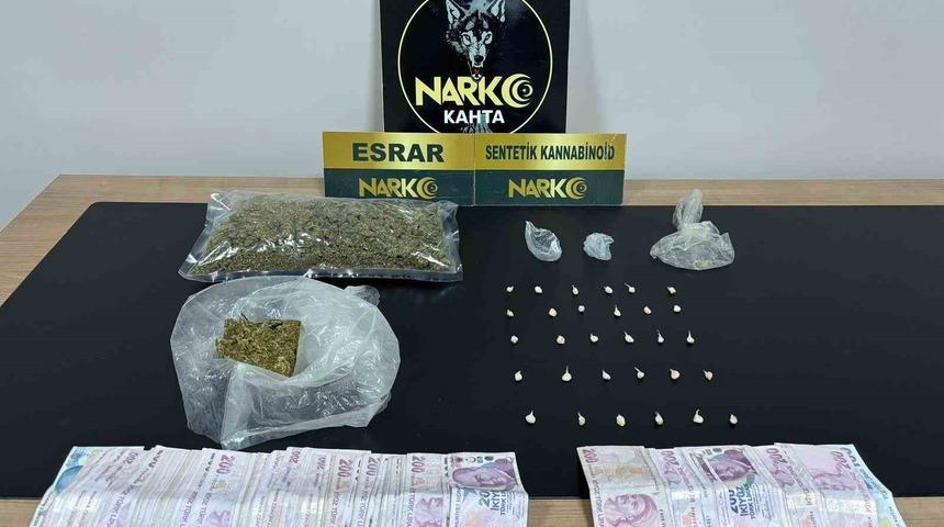 Kahta&rsquo;da uyuşturucu operasyonu: 3 tutuklama