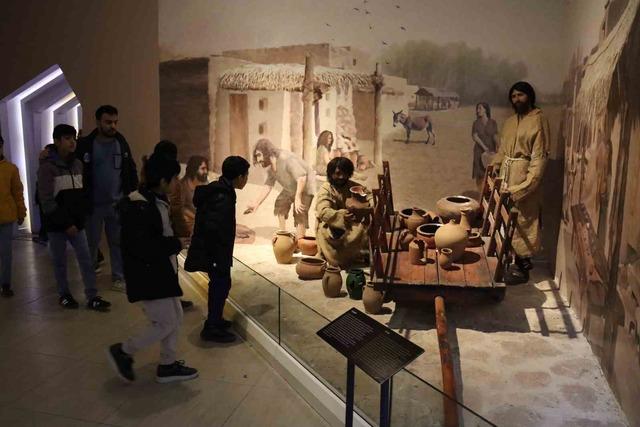 Şanlıurfa&rsquo;da &ouml;ğrenciler tarihle buluştu 1