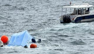 Umman'da Fransız turistleri taşıyan tekne alabora oldu: 3 &ouml;l&uuml;, 2 yaralı