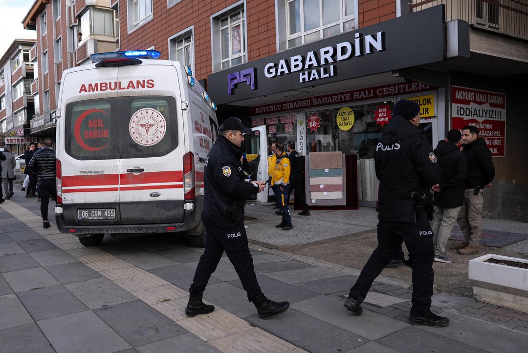 Yer: Ankara! Eski eşini ağır yaraladı, kayınvalidesini &ouml;ld&uuml;rd&uuml;! Aynı silahla intihar etti 2