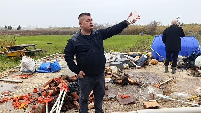 Manavgat&rsquo;ta hortum 300 d&ouml;n&uuml;ml&uuml;k alanda seraları yerle bir etti 10