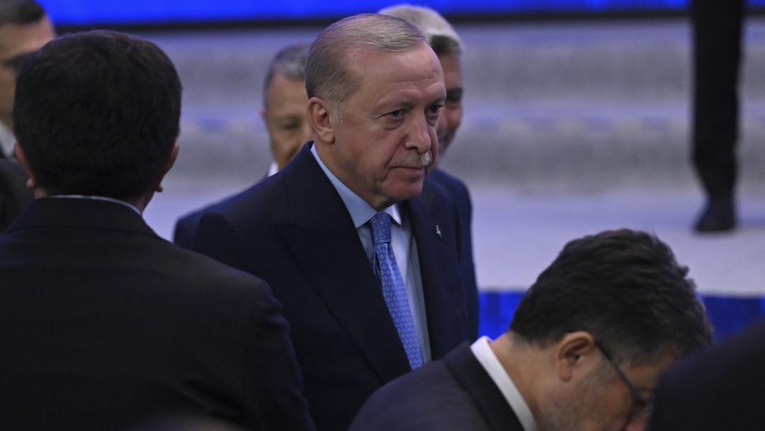 Erdoğan dan Kürt lere açık çağrı: "Kardeşliğimize darbe vurmayı amaçlayan oyunlara gelmeyin" 2