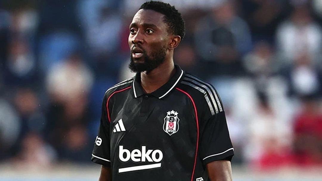 Beşiktaşlı Wilfred Ndidi nin acı kaybı! Babası trafik kazasında hayatını kaybetti 1