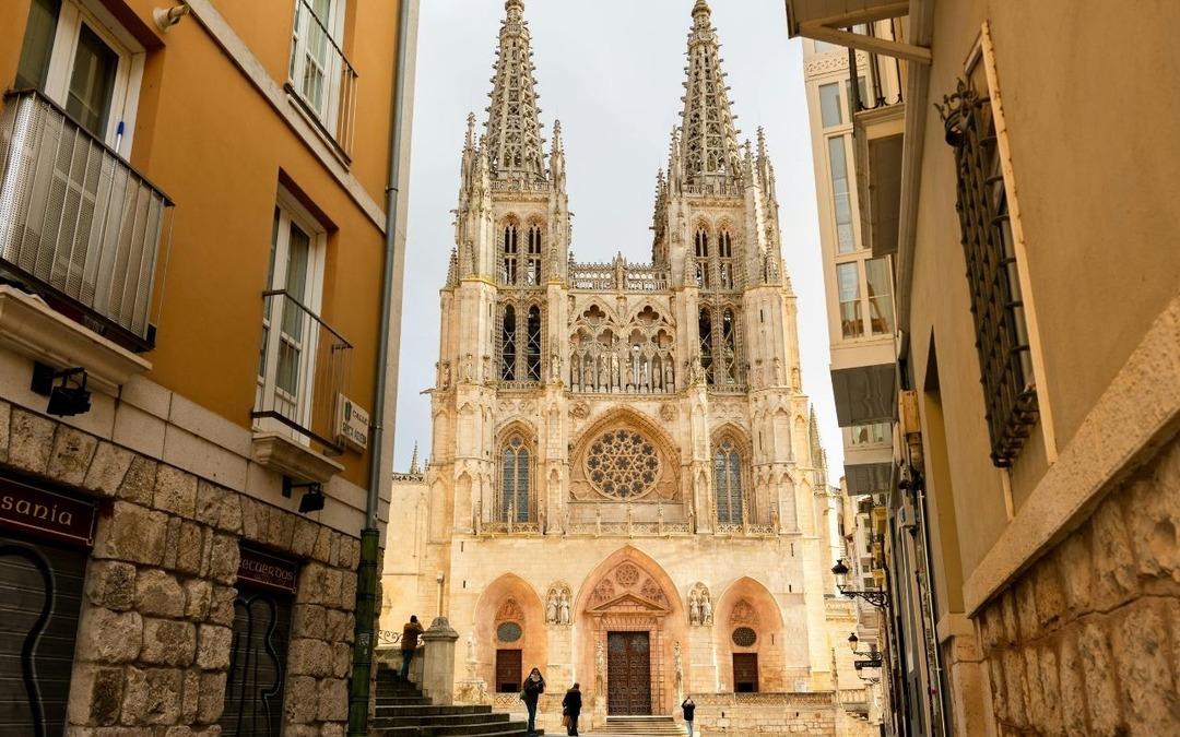 İspanya, göçmenlere geçici yasal statü verecek 1