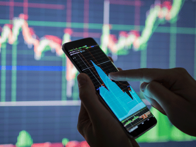 Hisseler İ&ccedil;in Kritik Uyarı: Uzmanlardan &ldquo;Ağırlık Artırılmalı&rdquo;