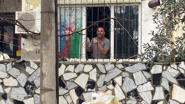 Tahliye esnasında kiracının 'binayı yakarım' iddiası ekipleri harekete geçirdi