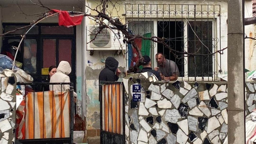 Tahliye esnasında kiracının  binayı yakarım  iddiası ekipleri harekete ge&ccedil;irdi 2