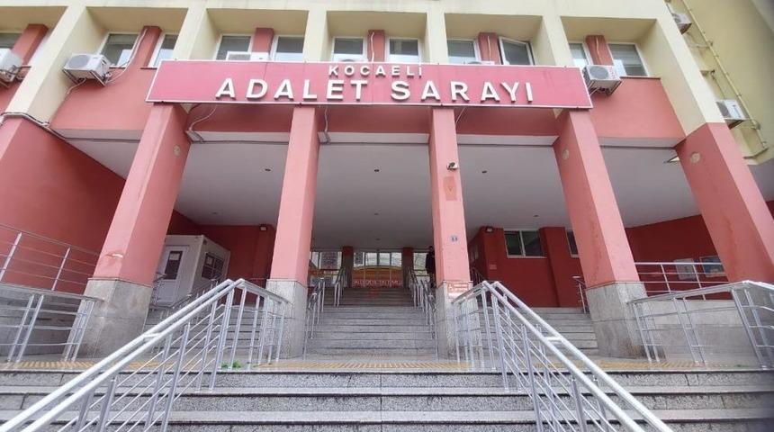 Kocaeli'deki izinsiz y&uuml;r&uuml;y&uuml;şle ilgili 72 sanık hakim karşısında