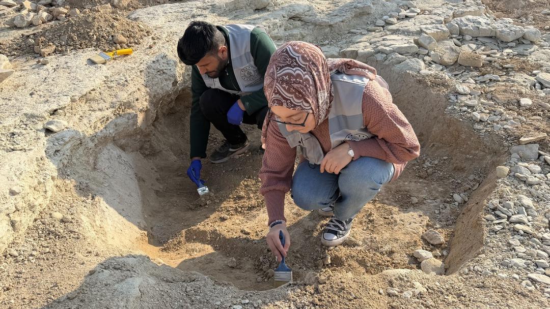 Bir ili heyecan sardı! Sular &ccedil;ekildi, tarih ortaya &ccedil;ıktı 6