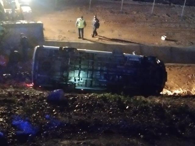 Mersin'de iş&ccedil;i servisi u&ccedil;uruma yuvarlandı: 13 yaralı