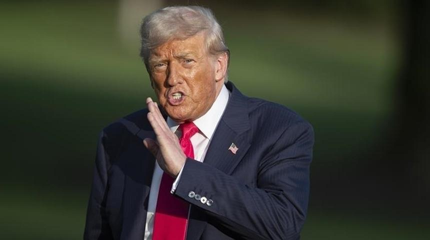 Trump g&ouml;z&uuml;n&uuml; K&uuml;ba'ya dikti, a&ccedil;ık a&ccedil;ık tehdit etti: Yakında &ccedil;&ouml;kecek!