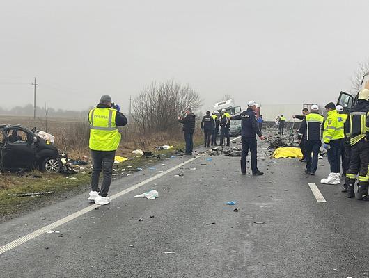 7 PAOK'lu taraftar hayatını kaybetti! İntihar gibi kaza...