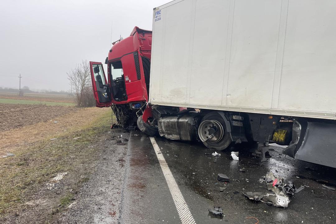 Fransa deplasmanına giden 7 PAOK lu taraftar hayatını kaybetti! İntihar gibi kaza... 1