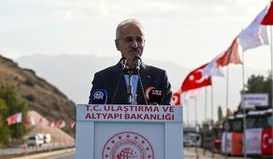 B&ouml;l&uuml;nm&uuml;ş yollarda 30 bin kilometrelik dev eşik aşıldı! 