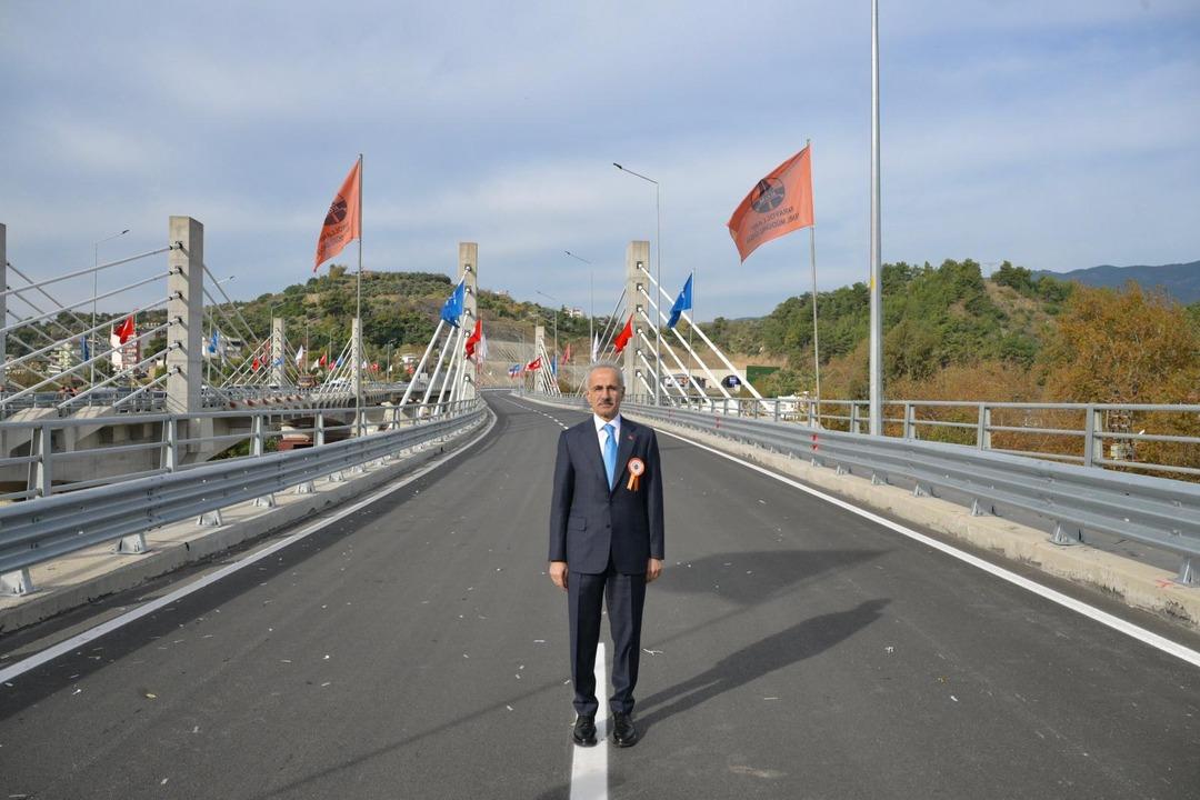 B&ouml;l&uuml;nm&uuml;ş yollarda 30 bin kilometrelik dev eşik aşıldı!  3