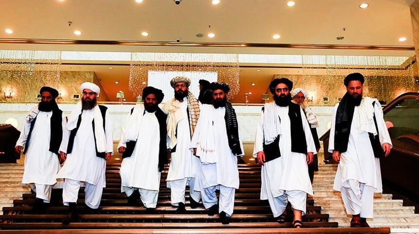 Afganistan'da k&ouml;lelik yasalaştı! Taliban'dan yeni ceza kanunu: Kız &ccedil;ocuklarına eğitim yasak!