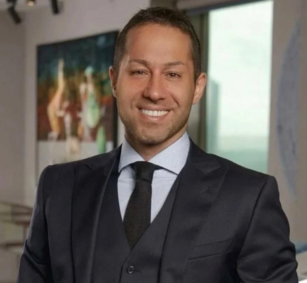 48 saat s&uuml;ren uyuşturucu partilerinin barmeni itiraf&ccedil;ı oldu! 20 &uuml;nl&uuml;n&uuml;n ismini tek tek sıraladı 2