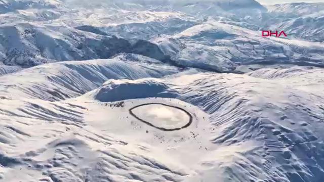 Erzincan'ın 'nazar boncuğu' dondu