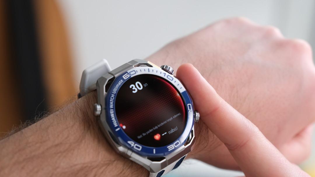 L&uuml;ks Saat&ccedil;ilikle Ekstrem Dayanıklılık Aynı Bilekte Buluştu: Huawei Watch Ultimate 2 3
