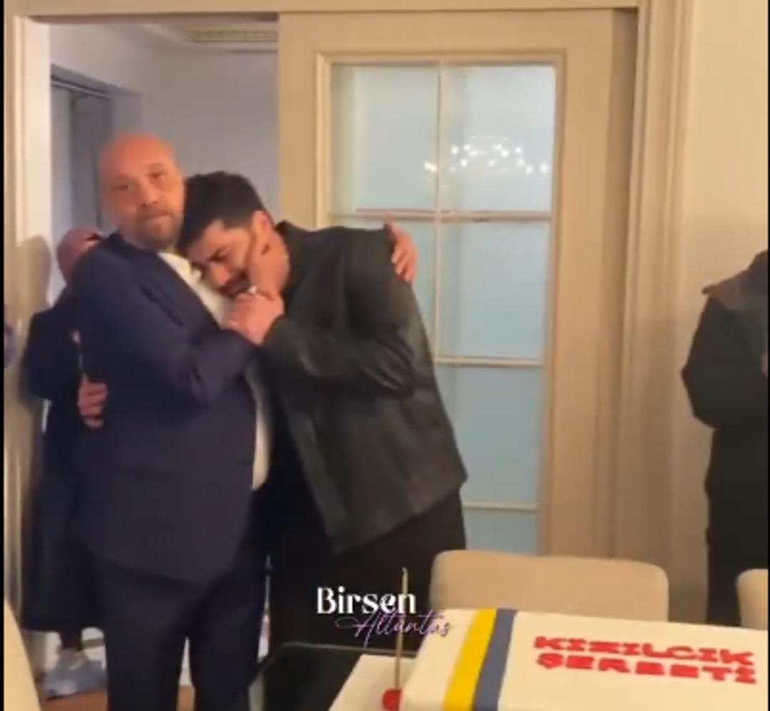 Kızılcık Şerbeti kadrosundan &ccedil;ıkarılmıştı: Doğukan G&uuml;ng&ouml;r g&ouml;zyaşlarıyla ayrıldı! 4