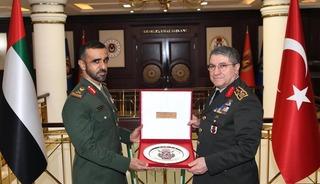 Bayraktaroğlu, BAE'li Al Hallami&rsquo;yi kabul etti