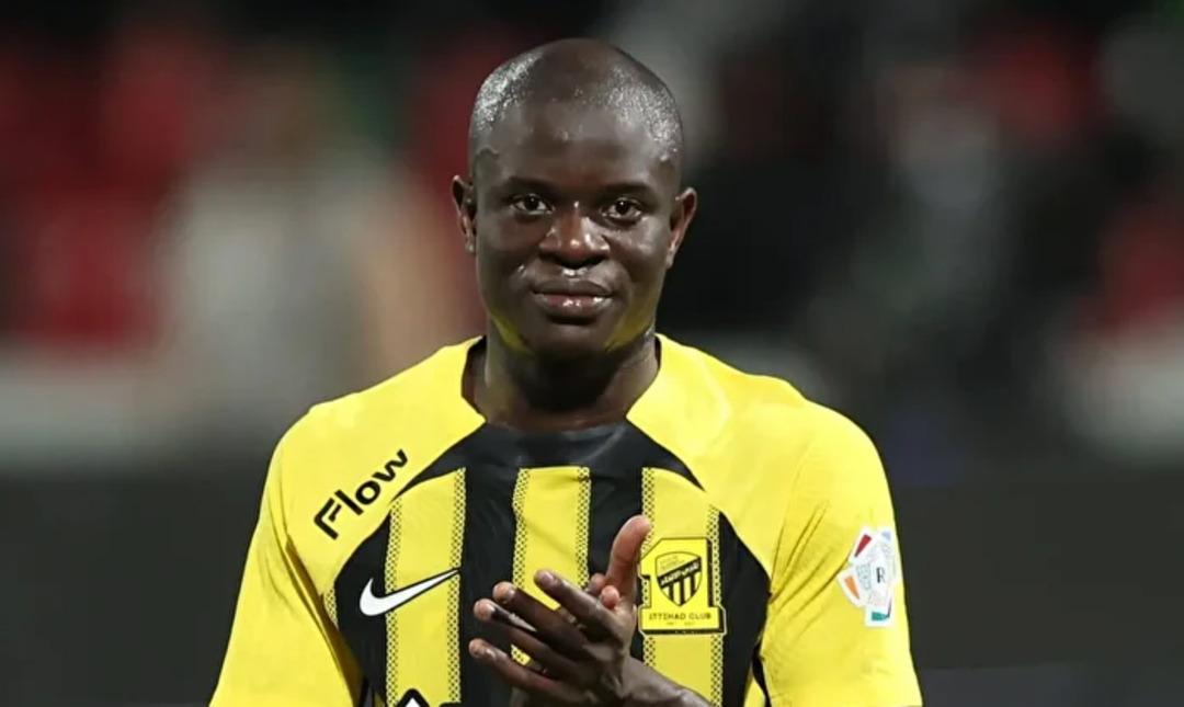 Fenerbah&ccedil;e de yılın transfer bombası bug&uuml;n patlıyor! N Golo Kante imzaya geliyor 2