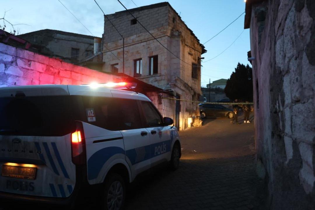 Haber alınamayan adam evinde &ouml;l&uuml; bulundu 1