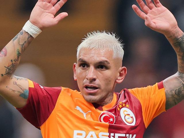 Okan Buruk'tan Manchester City ma&ccedil;ında neşter! Yer yerinden oynadı!