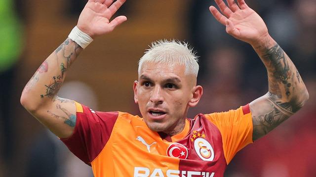 Okan Buruk'tan Manchester City maçında neşter! Yer yerinden oynadı!