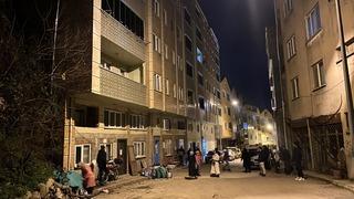 Sinop'ta 7 katlı bina istinat duvarının yıkılma riskine karşı boşaltıldı