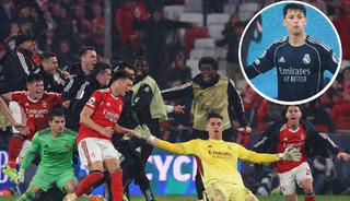 Arda G&uuml;ler Benfica ma&ccedil;ında &ccedil;ok sinirlendi! "Neden hep ben" 