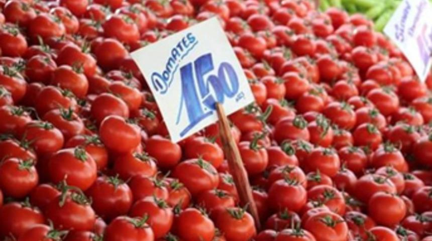 Vatandaşın yüzü güldü! Geçen yıl 6 lira olan domates 1,5 liraya düştü