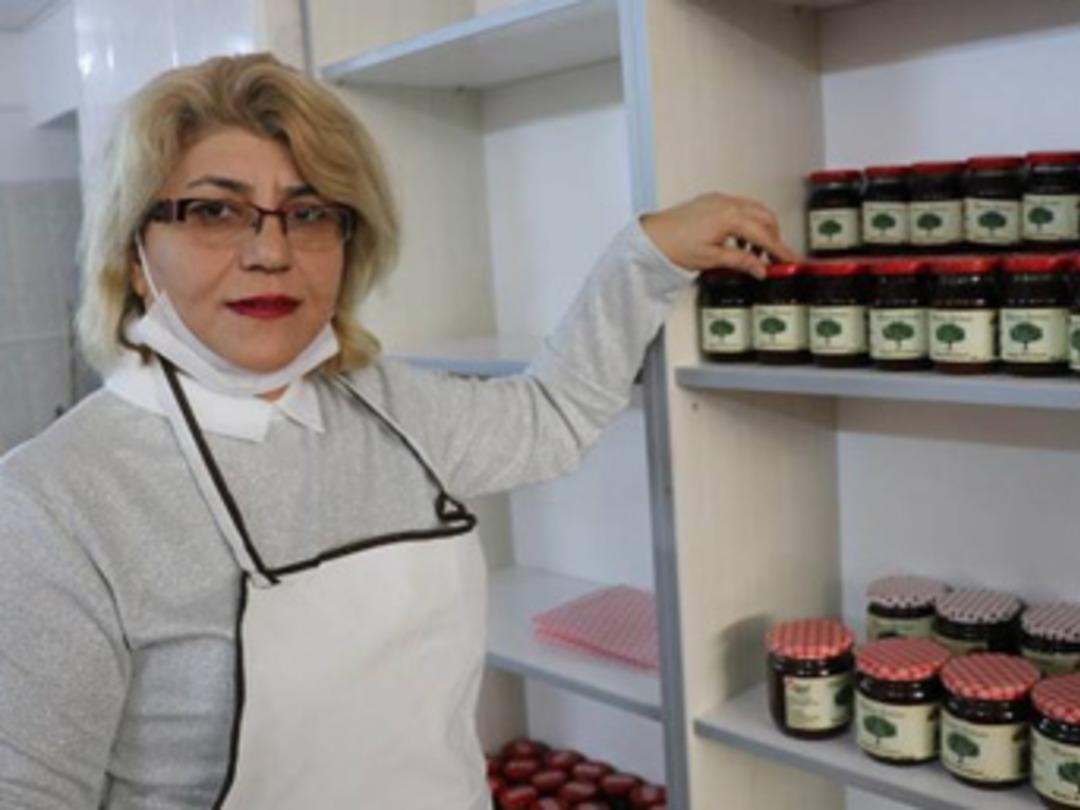 Misket elmasından &uuml;retti, yurt dışına a&ccedil;ıldı!