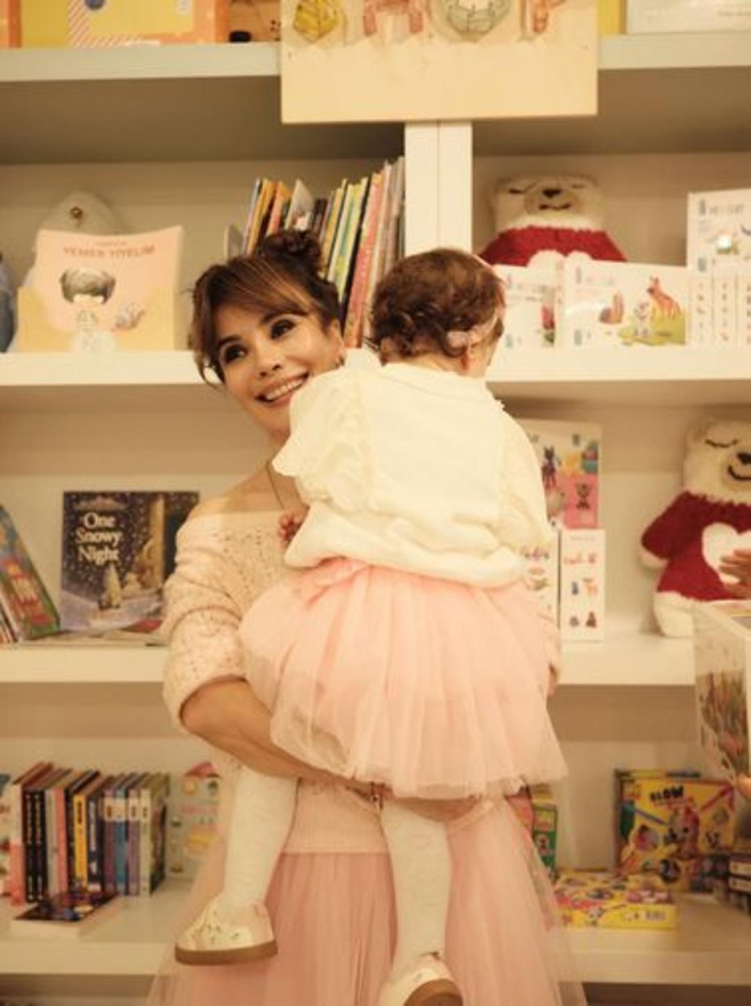 Songül Öden in kızı Larin 2 yaşına girdi! Doğum günü karelerine beğeni yağdı 2