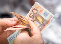 Euro ve sterlinde yeni rekor, dolar 3 ayın zirvesinde