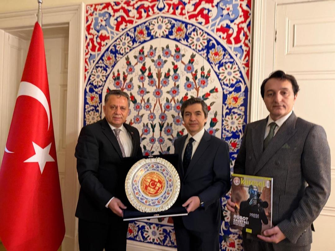 KGK dan Londra da resmi temaslar! Gazeteciliğin geleceği, uluslararası medya ilişkileri ve iş birliği olanakları ele alındı 1