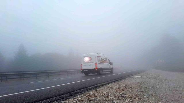 Sakar rampasında yoğun sis: Görüş mesafesi 5 metreye düştü 1