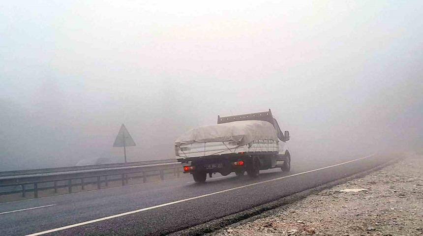 Sakar rampasında yoğun sis: G&ouml;r&uuml;ş mesafesi 5 metreye d&uuml;şt&uuml;