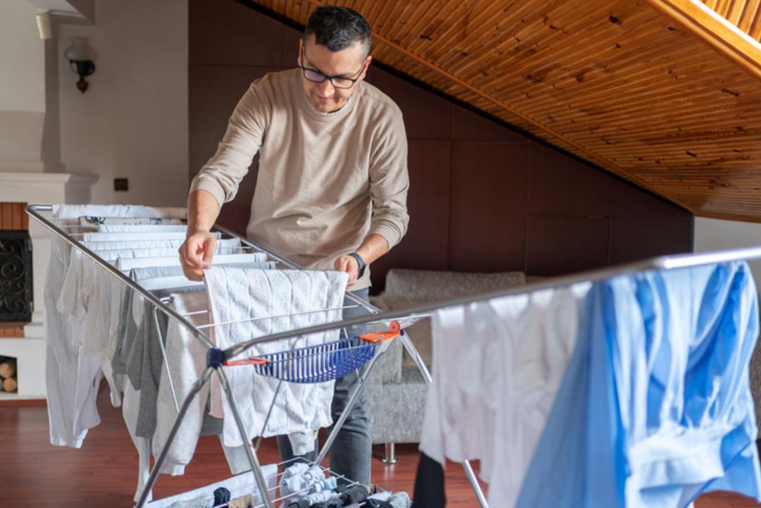 Bir tutam tuzla artık donmuyor! Kışın &ccedil;amaşır kurutmanın en pratik yolu 4