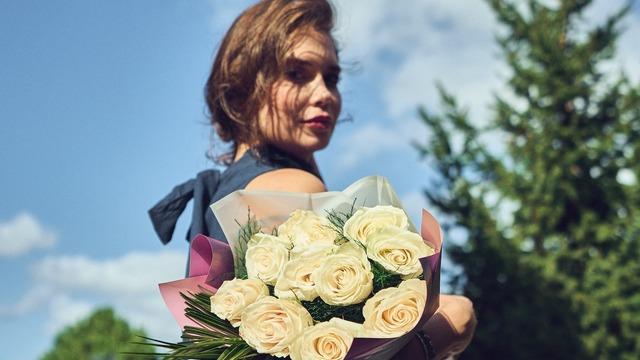 Sevgiline çiçek gönderirken aslında ne söylediğini biliyor musun?