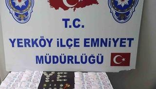 Yozgat&rsquo;ta sahte altın ile kuyumcuyu dolandıran bir kişi yakalandı